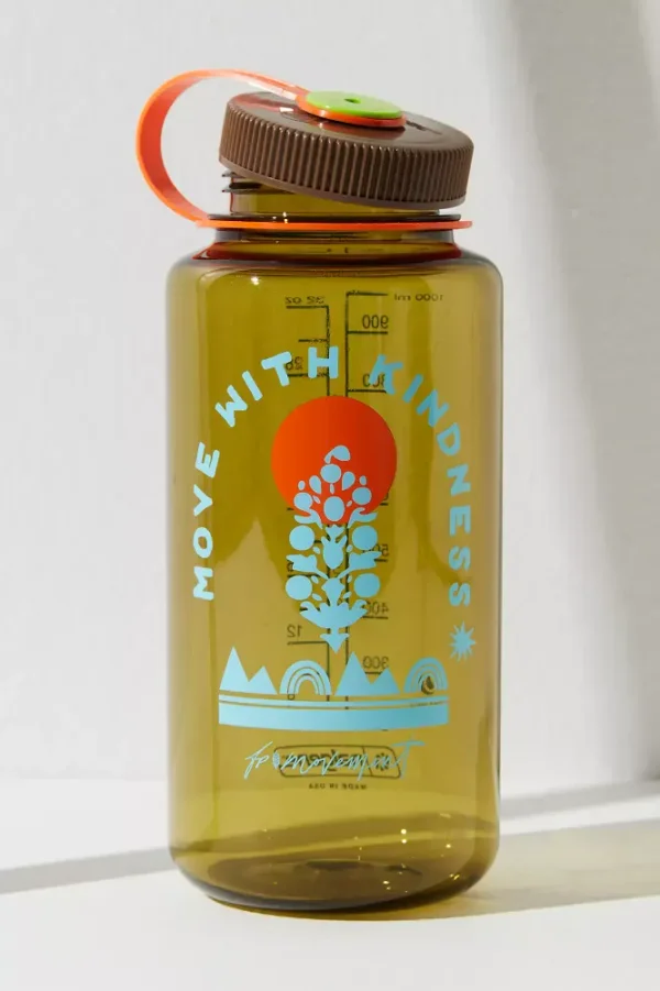 FP Movement x Nalgene Sustainable Water Bottle