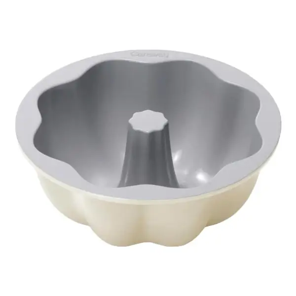 Fluted Cake Pan