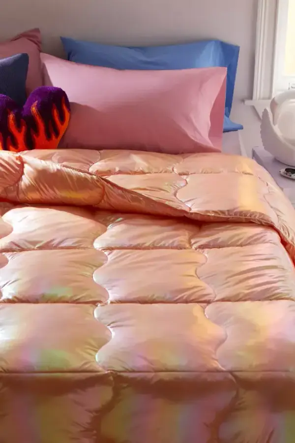 Metallic Nylon Comforter