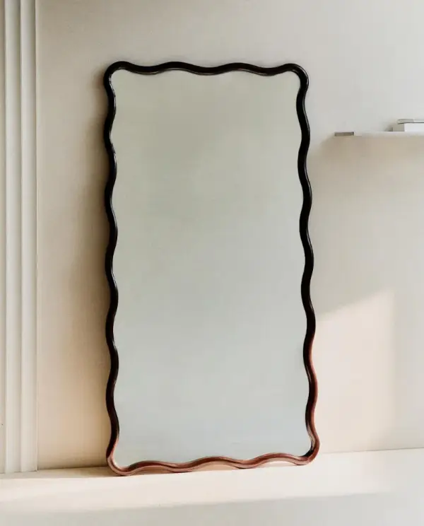 WAVY FRAME HANGING FULL LENGTH MIRROR