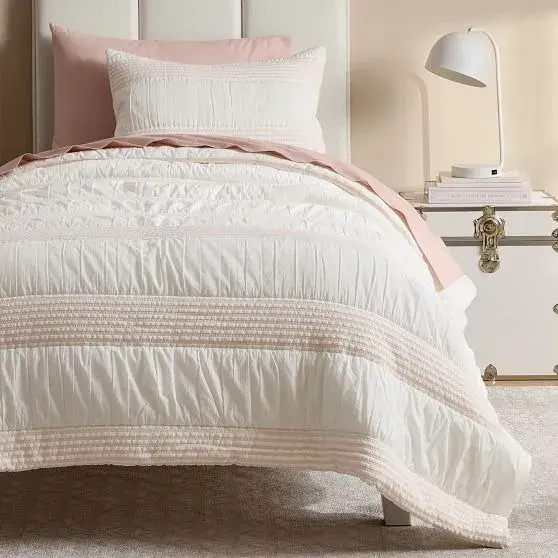 Seersucker Ruched Quilt