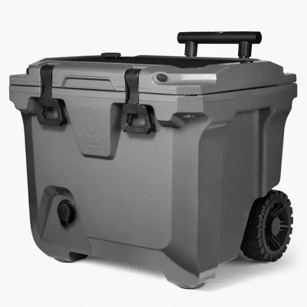 35-Quart Rolling Cooler