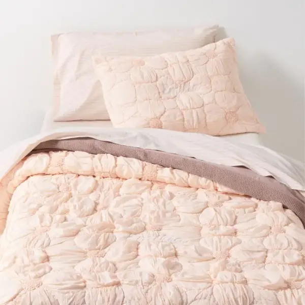 Flora Pink Tint Textured Organic Cotton Voile Kids Full/Queen Quilt + Reviews | Crate & Kids