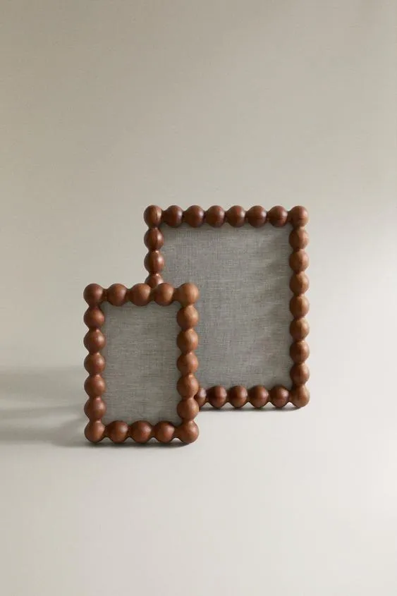 WOODEN BEADED PICTURE FRAME