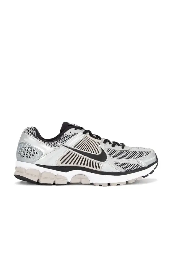 Nike Zoom Vomero 5 in Metallic Silver, Black, & College Grey | REVOLVE