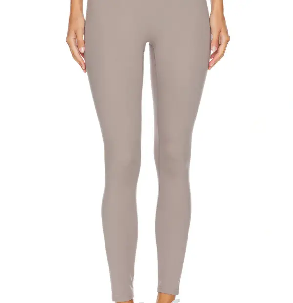 The V Legging 