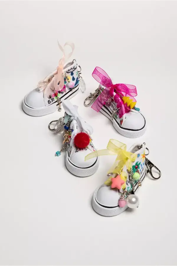 Holly Simple Art School Sneaker Keychain Blind Box
