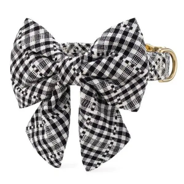 Lady Bow Collar