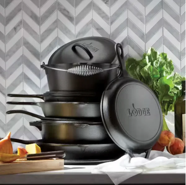 Lodge 12 in. Cast Iron Skillet in Black with Pour Spout L10SK3 - The Home Depot