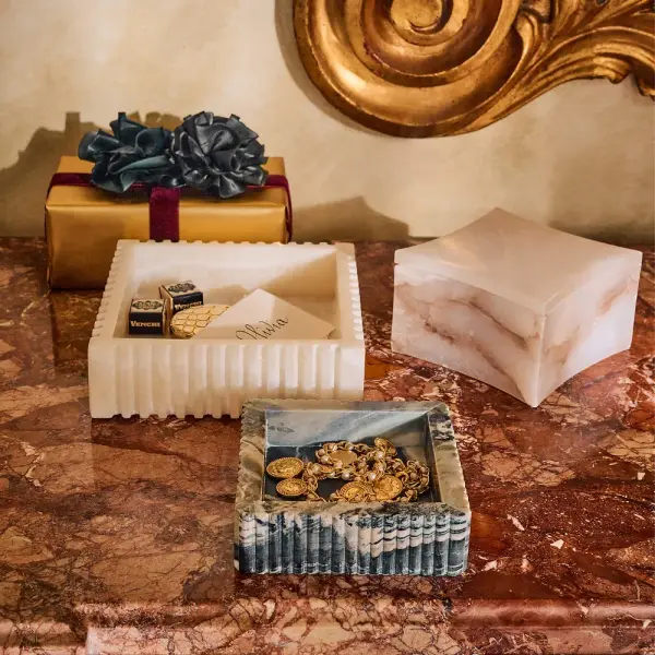 Leia Cream Onyx Marble Ribbed Catchall Dish
