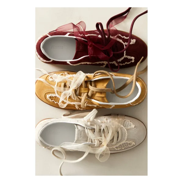 ALOHAS Tb.490 Crochet Sneakers