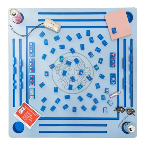 AquaMahj Floating Game Table