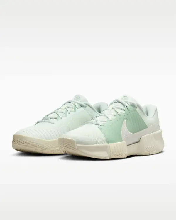 Nike GP Challenge Pro PRM Women's Hard Court Tennis Shoes
