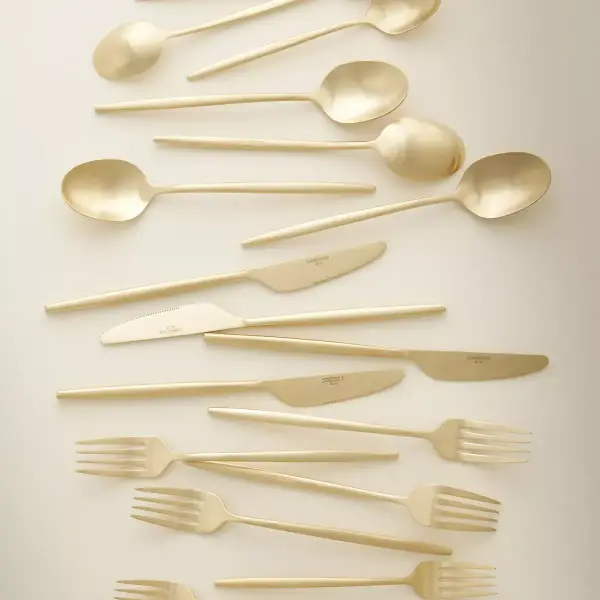 Gaze Satin Flatware 20-Piece Place Setting