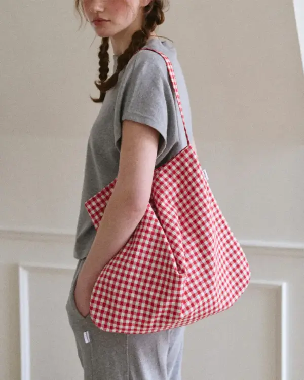Happy Carry Bag - Red Gingham
