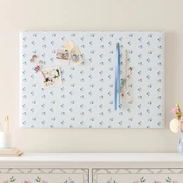 No Nails Frameless Pinboard (36"x24")
