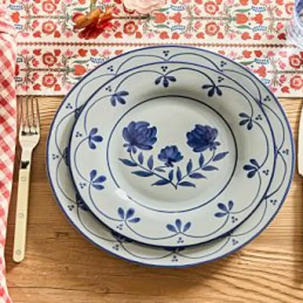 Farrah Floral Dinnerware Collection