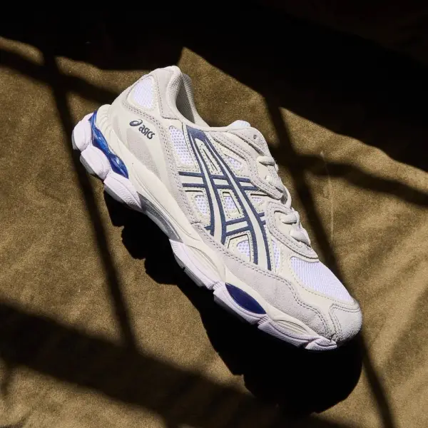 ASICS Gel-NYC™ Athletic Shoe - White / Midnight