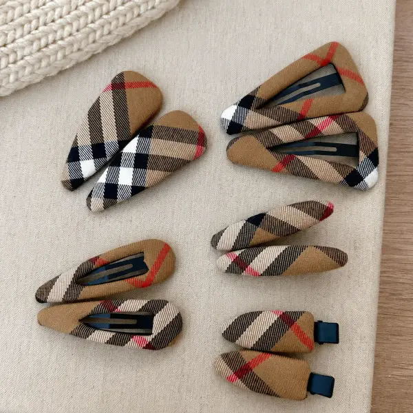 Classic Beige Plaid Hair Clips Set, Camel Tartan Snap Barrettes, Preppy Fall Hair Accessories, Academia Aesthetic, Fabric Wrapped Hair Pins