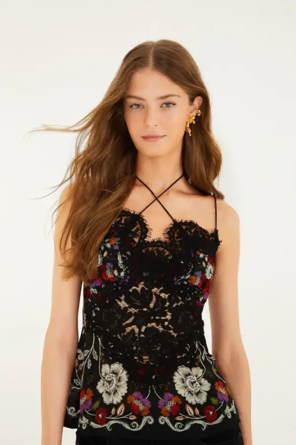 Black Rococo Flowers Lace Sleeveless Top