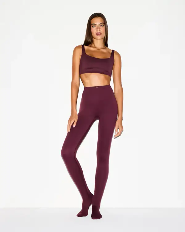 NikeSKIMS Matte Women's High-Waisted Footsie Grip Leggings