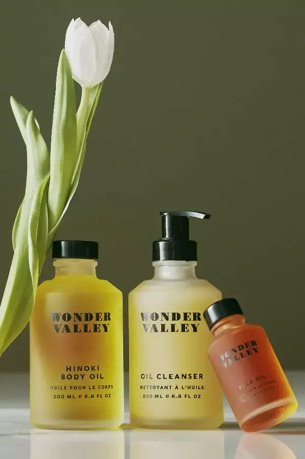 Wonder Valley Hinoki Body Oil