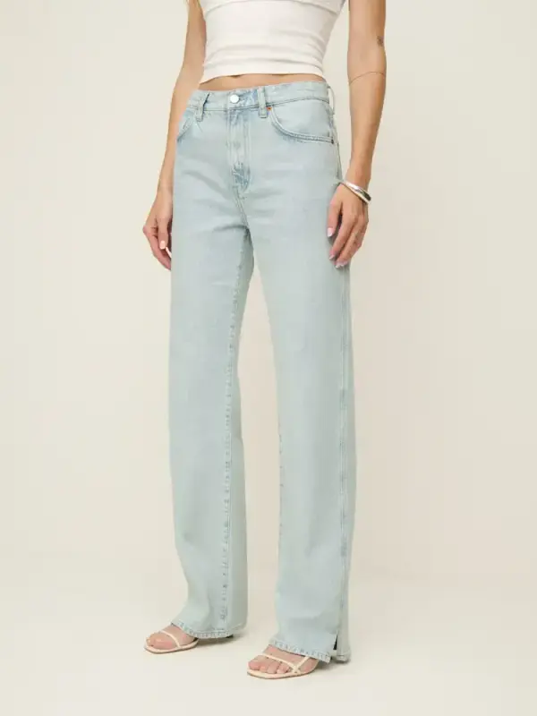 Val 90s Mid Rise Straight Jeans