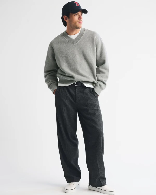 Men's Heritage Heavyweight V-Neck Sweatshirt | Men's Tops | Abercrombie.com
