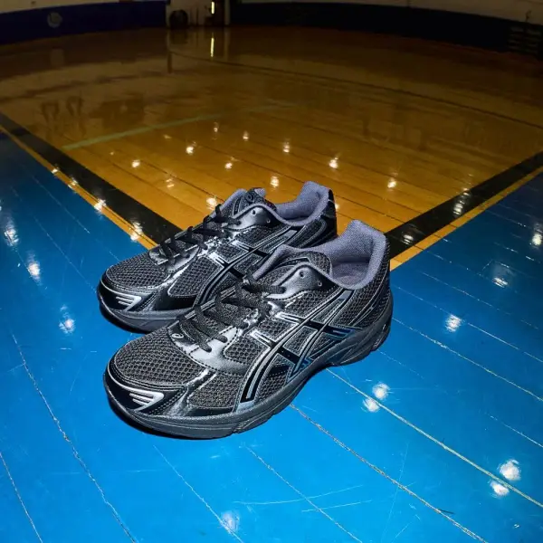 ASICS Gel-1130 Athletic Shoe - Black / Pure Silver