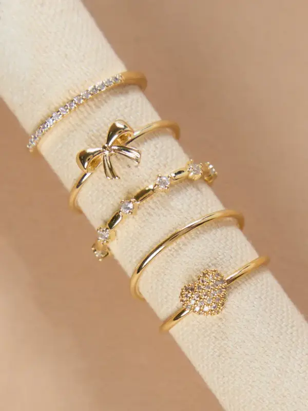 Glitzy Bow and Heart Ring Set