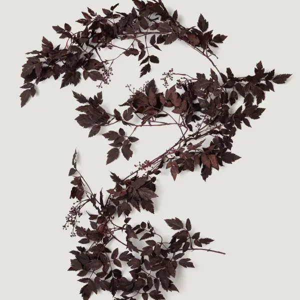 Plum Cimicifuga Seeded Garland