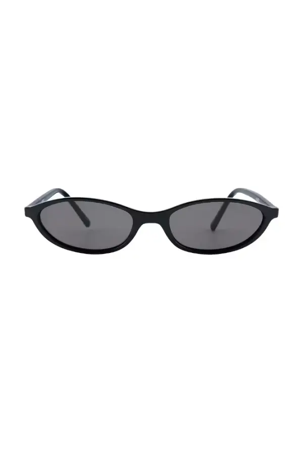 Otra Hazel Sunglasses in Black | REVOLVE