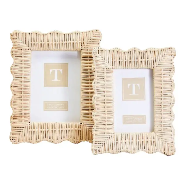 Wicker Weave Frame