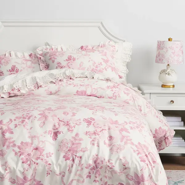 Damask Ruffle Duvet