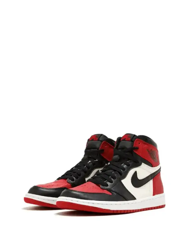 Jordan 1 Retro High "Bred Toe" sneakers