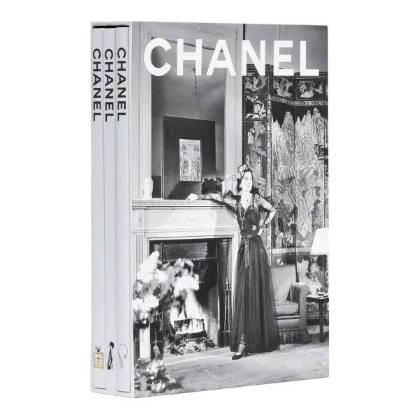 Chanel New Edition - Set Of 3 Books and Case