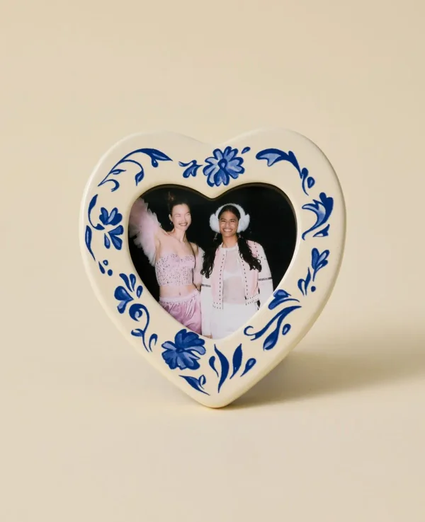 Country Heart Shape Ceramic 4x4 Picture Frame