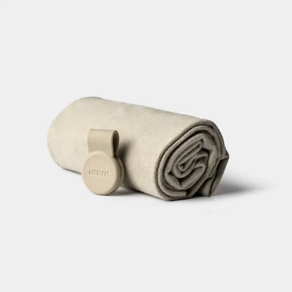 Suede Performance Towel With Magnetic Clip