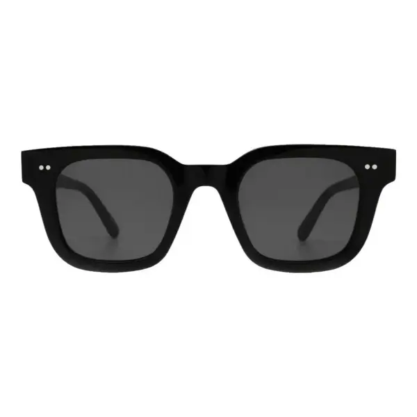 04 Sunglasses