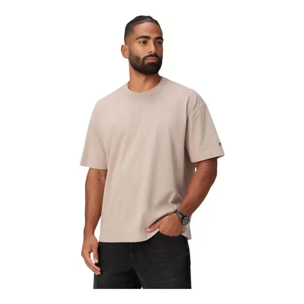 The Effortless Oversized T-Shirt