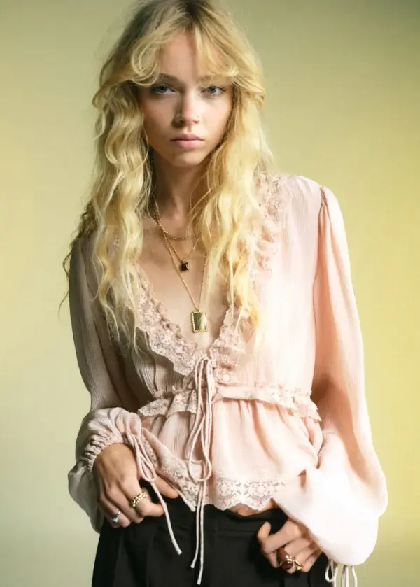 V-neck blouse with lace trim - Women | MANGO USA