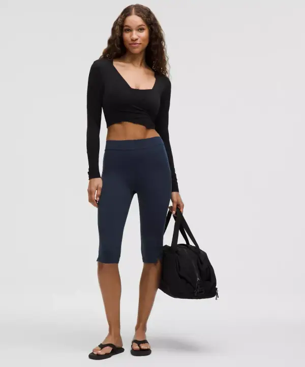 Groove High-Rise Notched-Hem Crop 15"