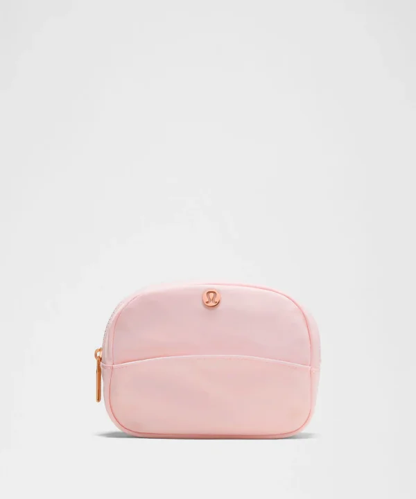City Essentials Pouch